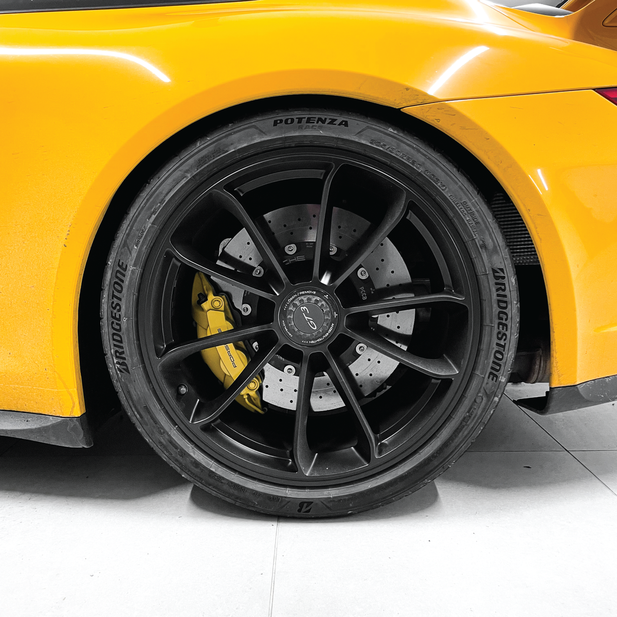 Gold Leaf Carbon Aero Disc EVO — Porsche 911 GT3 (991.2) — ALU Wheels — Gold Leaf supplier product gallery image