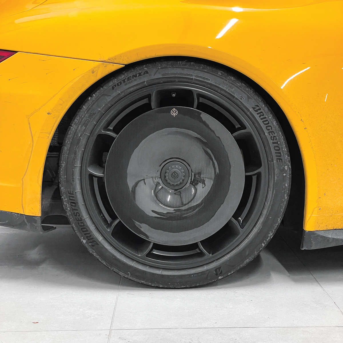 Gold Leaf Carbon Aero Disc EVO — Porsche 911 GT3 (991.2) — ALU Wheels — Gold Leaf supplier product gallery image