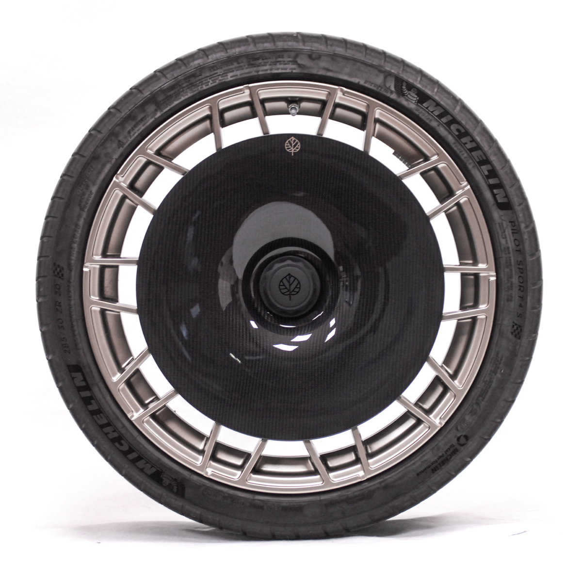 Gold Leaf Carbon Aero Disc EVO — BMW M3 & M4 (G80/G81/G82/G83) — Style 827 M Wheels — Gold Leaf supplier product gallery image