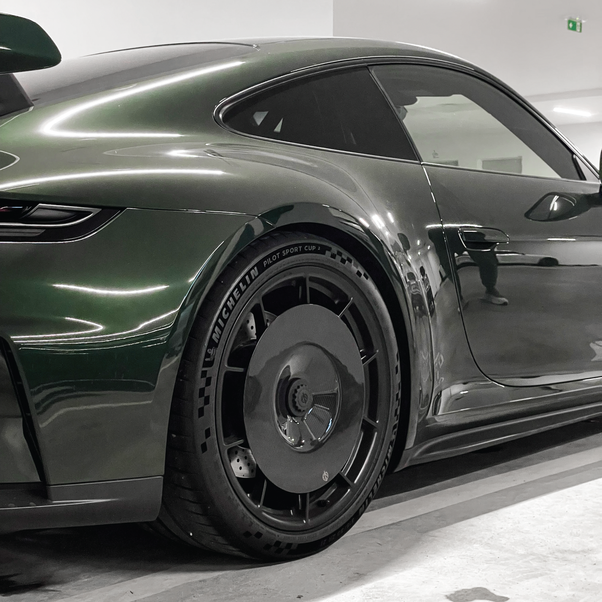Gold Leaf Aero Disc EVO for Porsche 911 GT3 992.2 ALU wheels — supplier product gallery