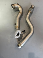 Load image into Gallery viewer, AMG A45/A45S CATLESS DOWNPIPE 2013-2018 W176
